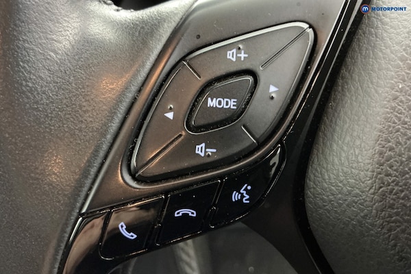 Used Toyota C-HR 2023 for sale - 76279123: Photo 25