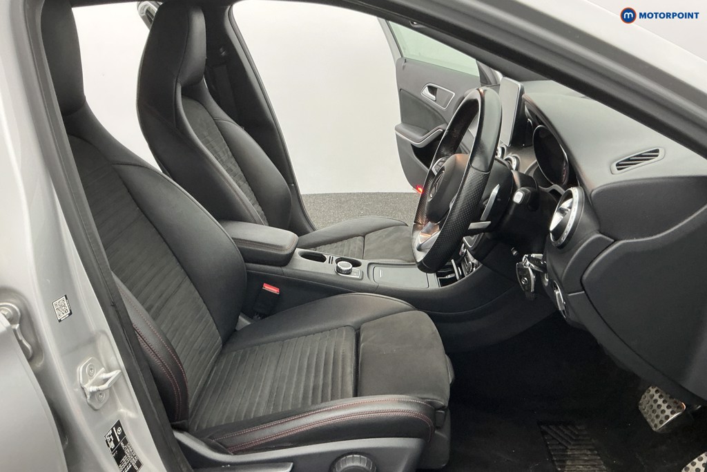 Used Mercedes-Benz GLA 2015 for sale - 77187221: Photo 16