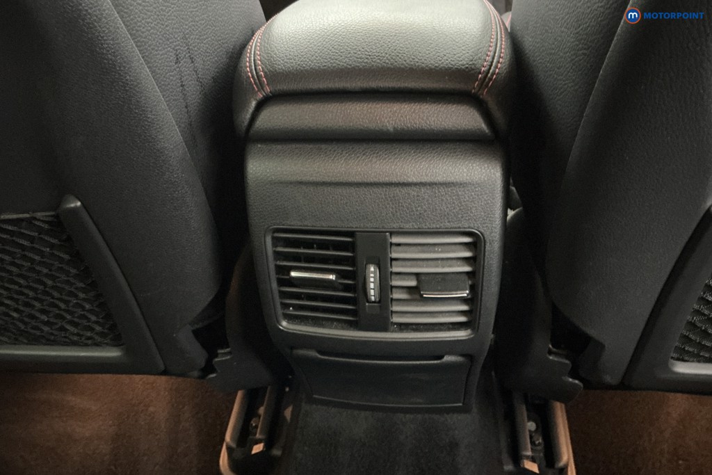 Used Mercedes-Benz GLA 2015 for sale - 77187221: Photo 25