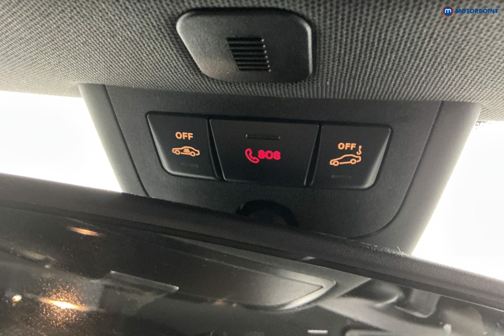 Used Mercedes-Benz GLA 2015 for sale - 77187221: Photo 33