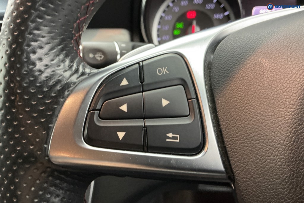 Used Mercedes-Benz GLA 2015 for sale - 77187221: Photo 35