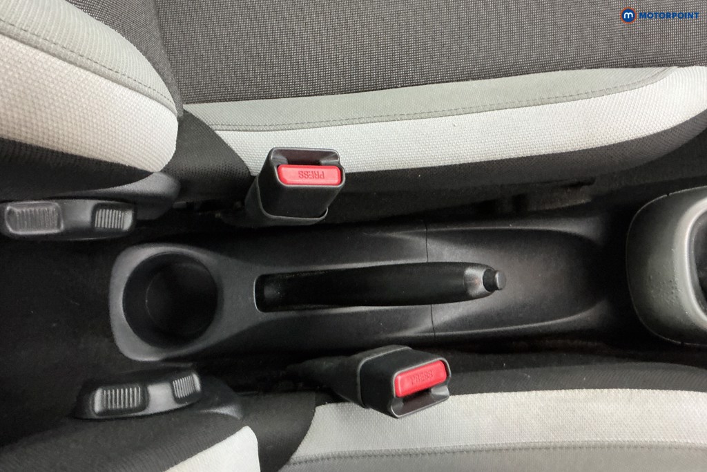 Used Toyota AYGO 2016 for sale - 77211149: Photo 25