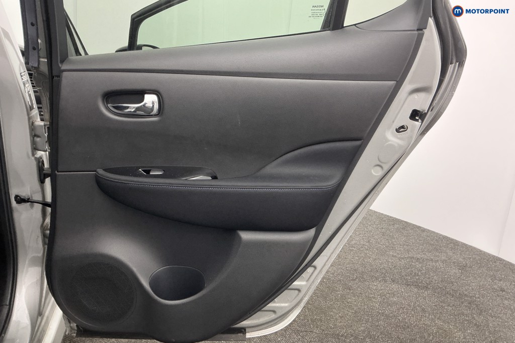 Used Nissan Leaf 2023 for sale - 77962687: Photo 34