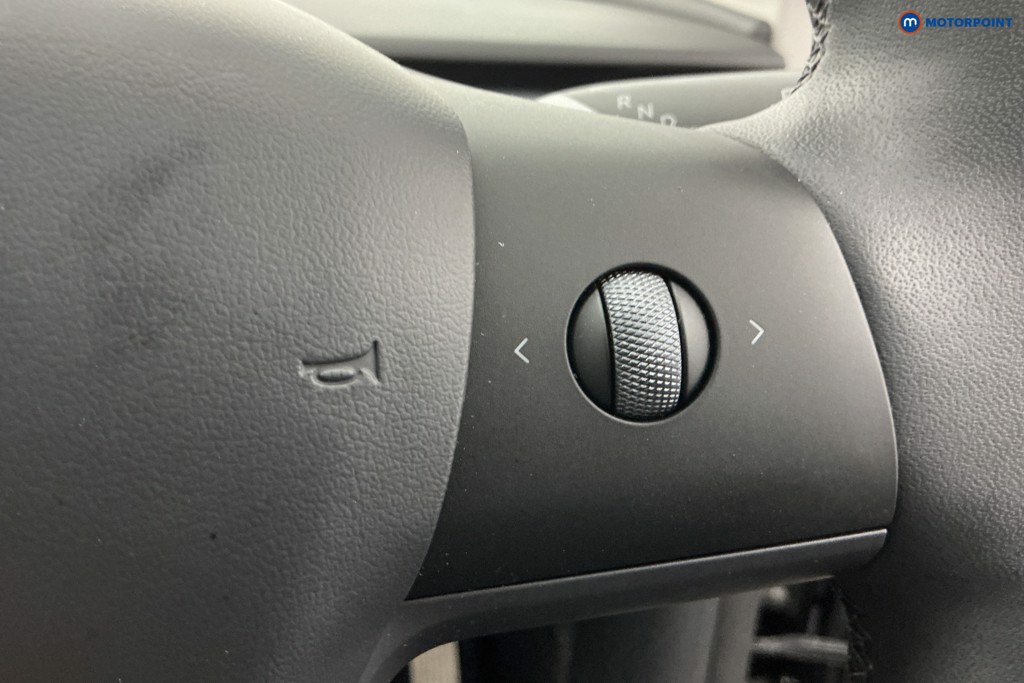 Used Tesla Model Y 2024 for sale - 77974212: Photo 31