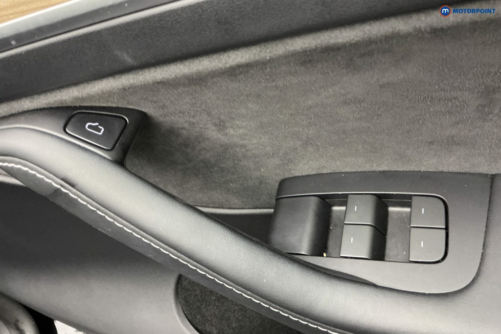 Used Tesla Model Y 2024 for sale - 77974212: Photo 35