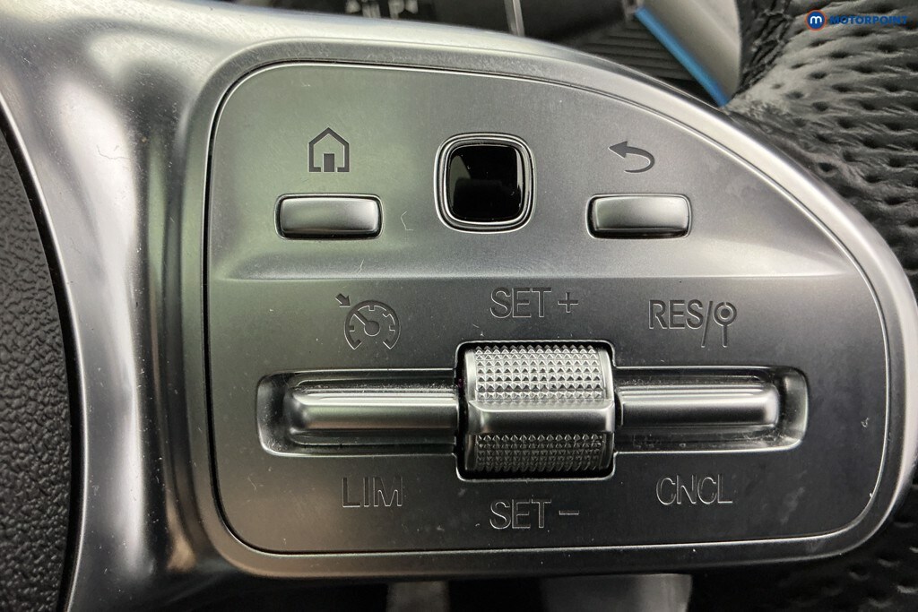 Used Mercedes-Benz EQC 2023 for sale - 76933806: Photo 27