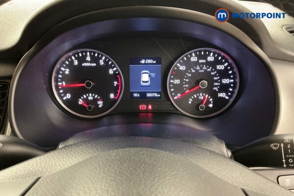 Used Kia Stonic 2019 for sale - 76117943: Photo 17