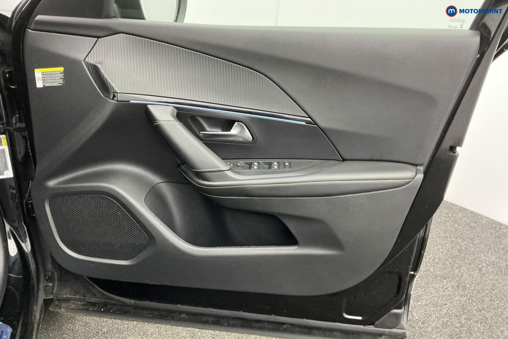 Used Peugeot 2008 2023 for sale - 77069463: Photo 31