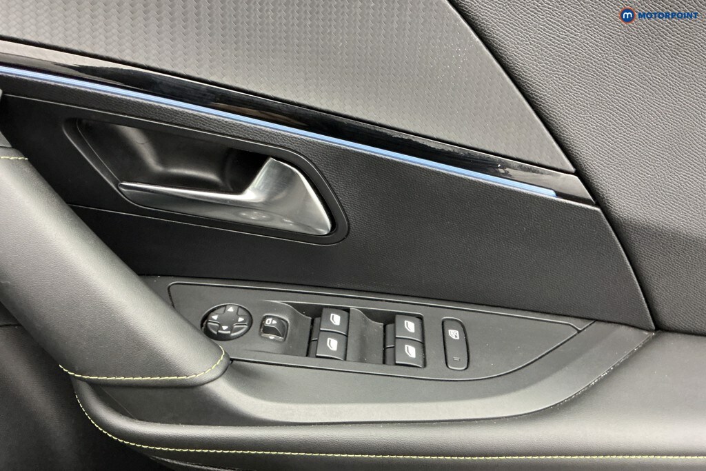 Used Peugeot 2008 2023 for sale - 77069463: Photo 32