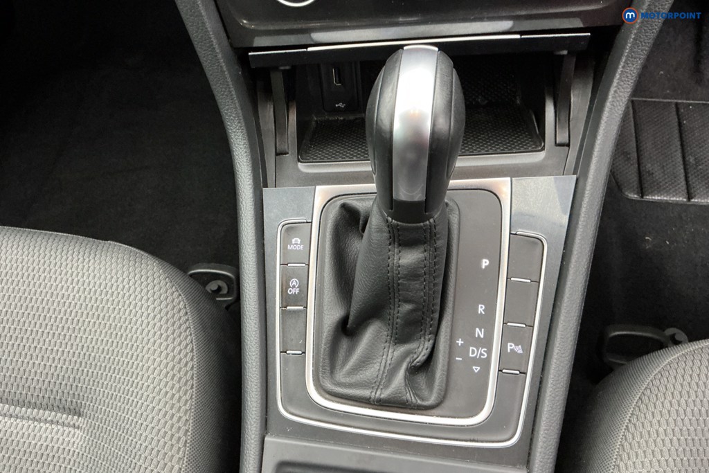 Used Volkswagen Golf 2020 for sale - 77514580: Photo 27