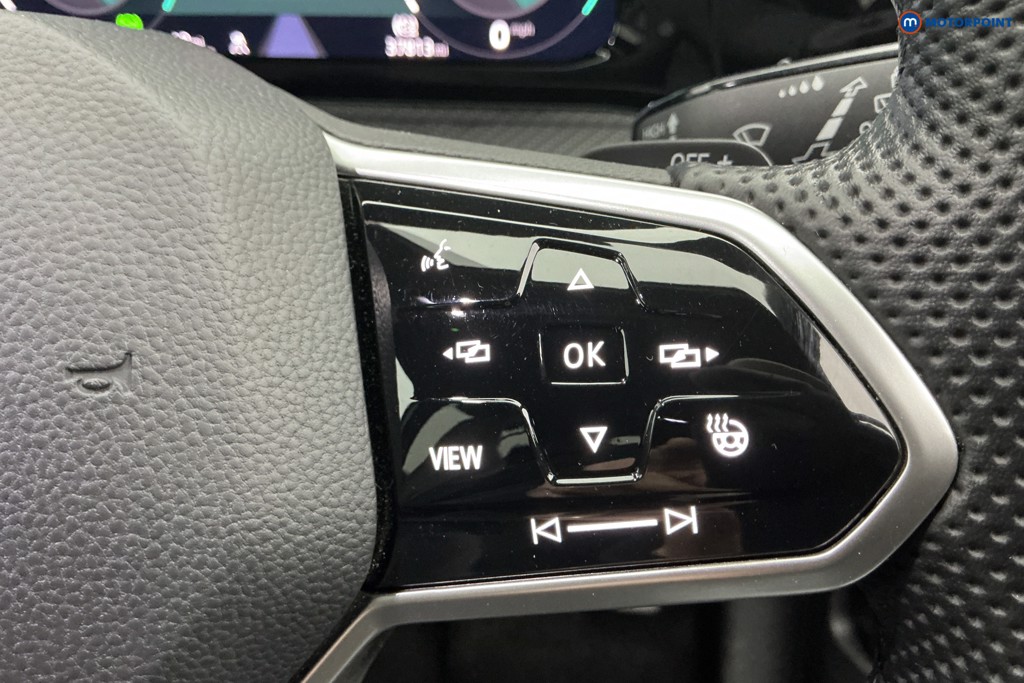 Used Volkswagen Golf 2022 for sale - 78028848: Photo 32