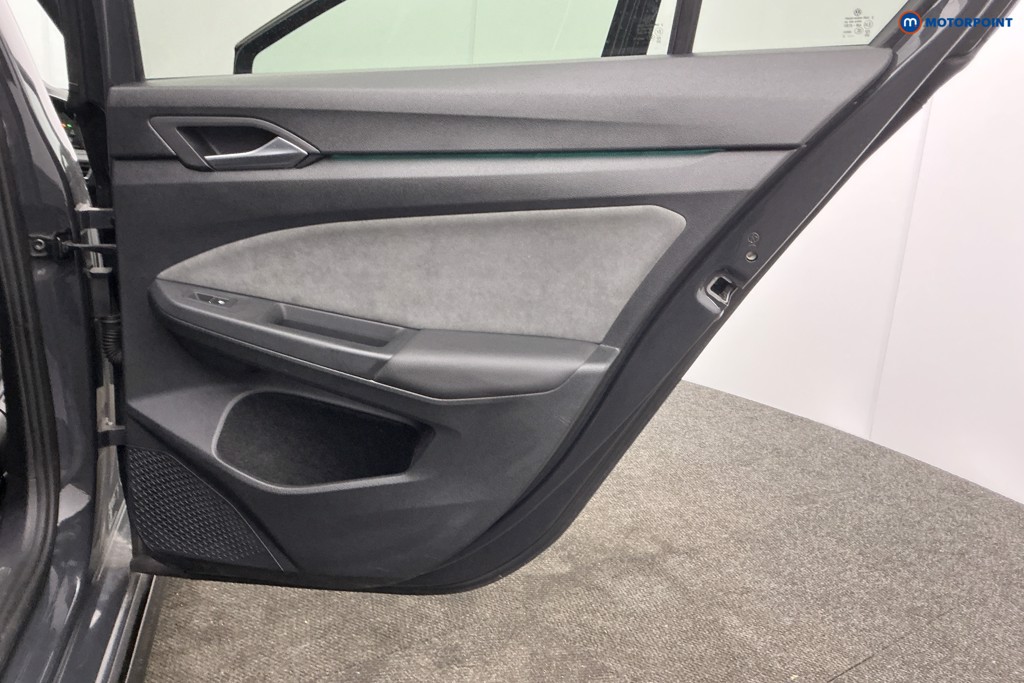 Used Volkswagen Golf 2022 for sale - 78028848: Photo 37