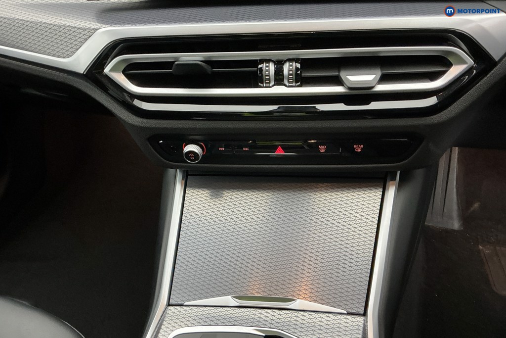 Used BMW 3 Series 2024 for sale - 77138623: Photo 29