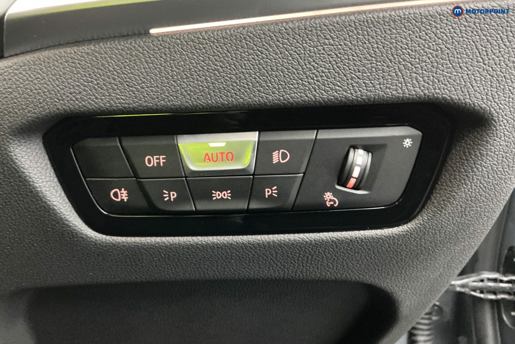 Used BMW 3 Series 2024 for sale - 77138623: Photo 34