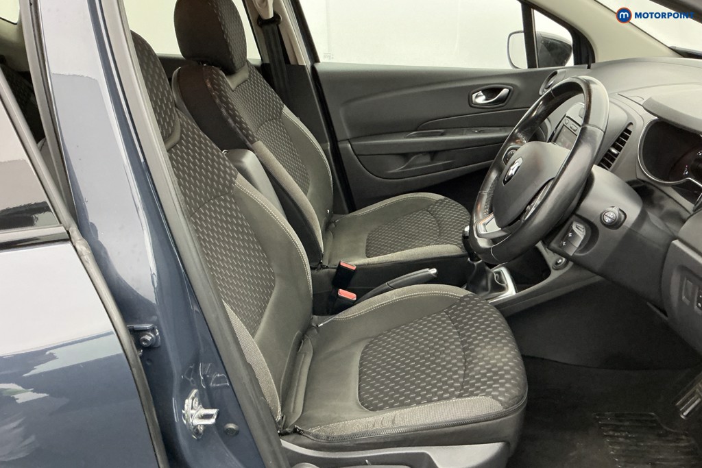 Used Renault Captur 2017 for sale - 76933782: Photo 14