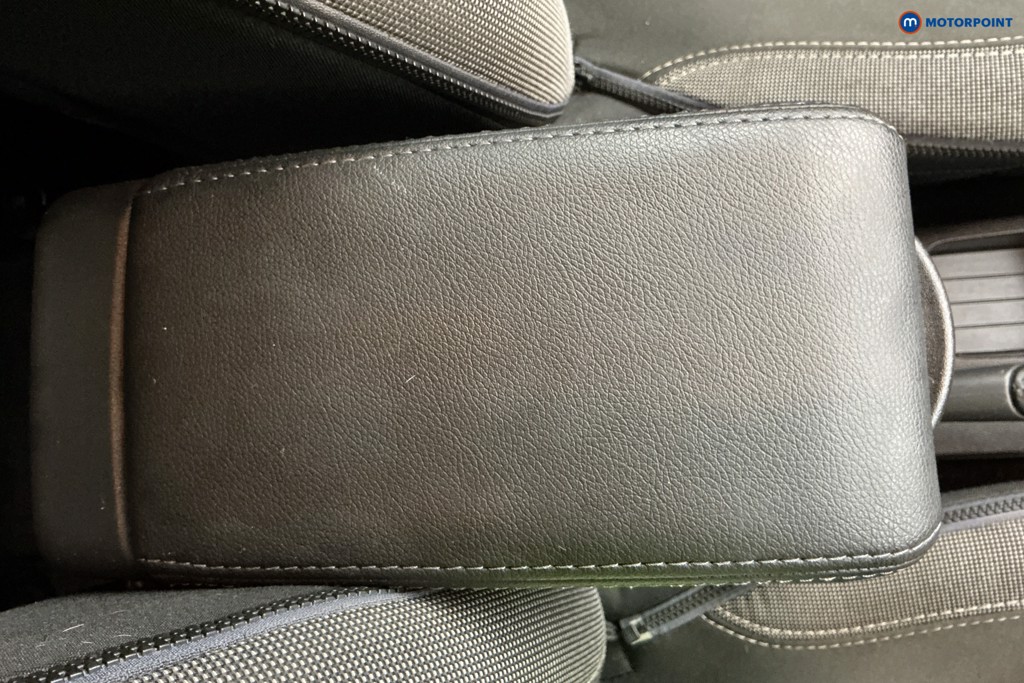 Used Renault Captur 2017 for sale - 76933782: Photo 22