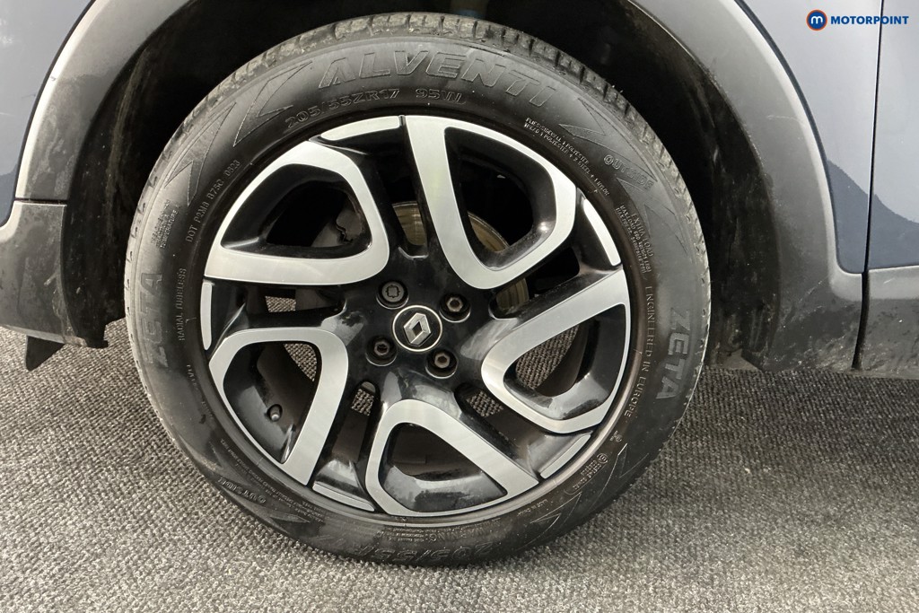 Used Renault Captur 2017 for sale - 76933782: Photo 41