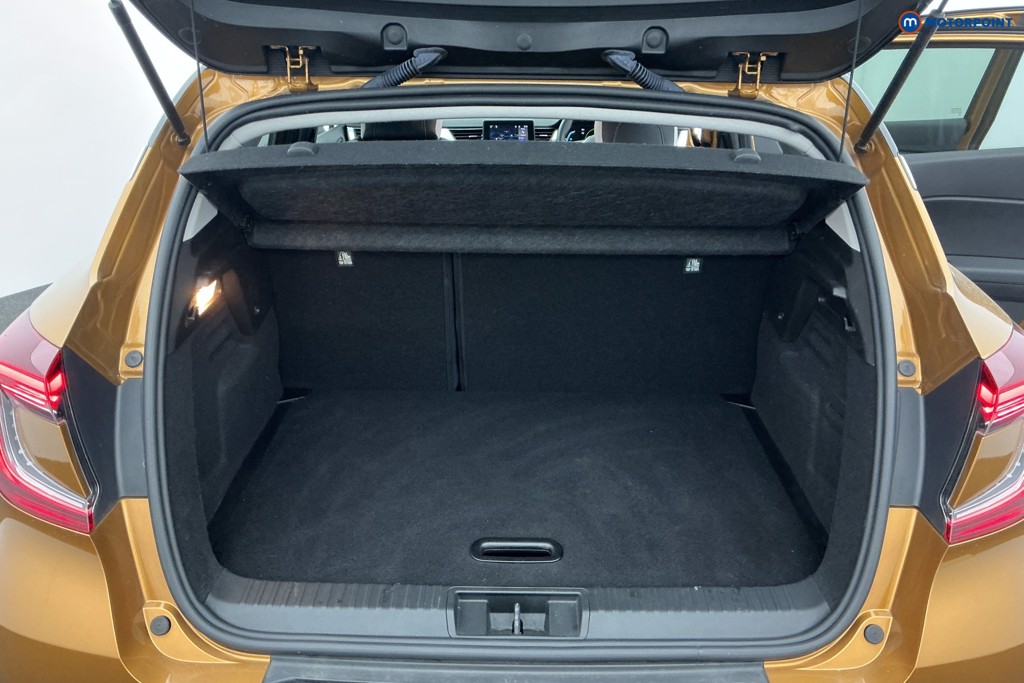 Used Renault Captur 2021 for sale - 77962511: Photo 11