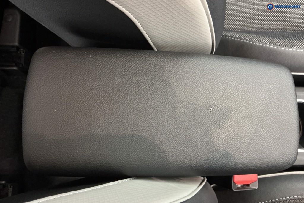 Used Renault Captur 2021 for sale - 77962511: Photo 26