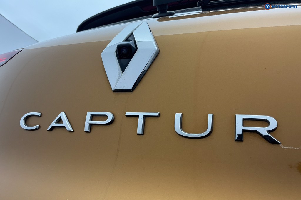 Used Renault Captur 2021 for sale - 77962511: Photo 40