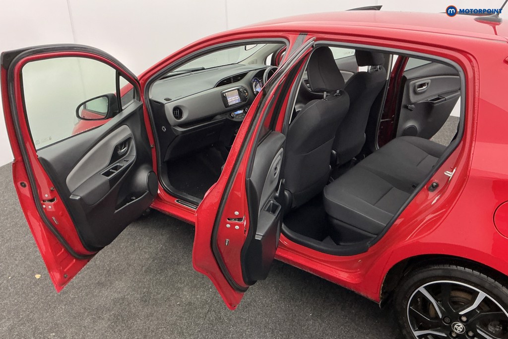 Used Toyota Yaris 2017 for sale - 77171190: Photo 14