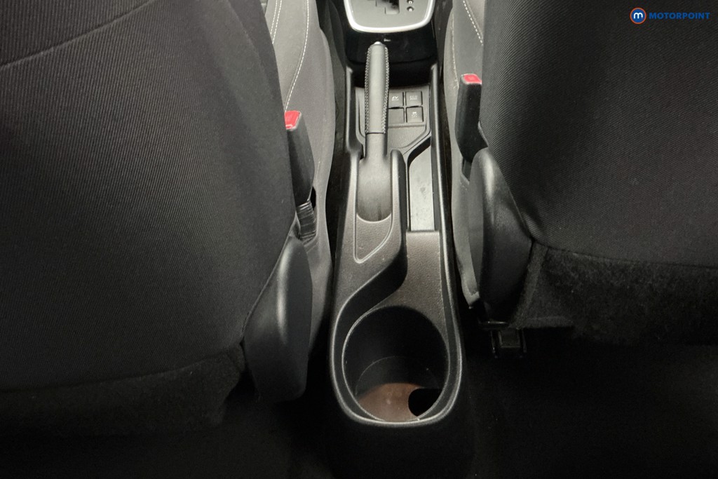 Used Toyota Yaris 2017 for sale - 77171190: Photo 26