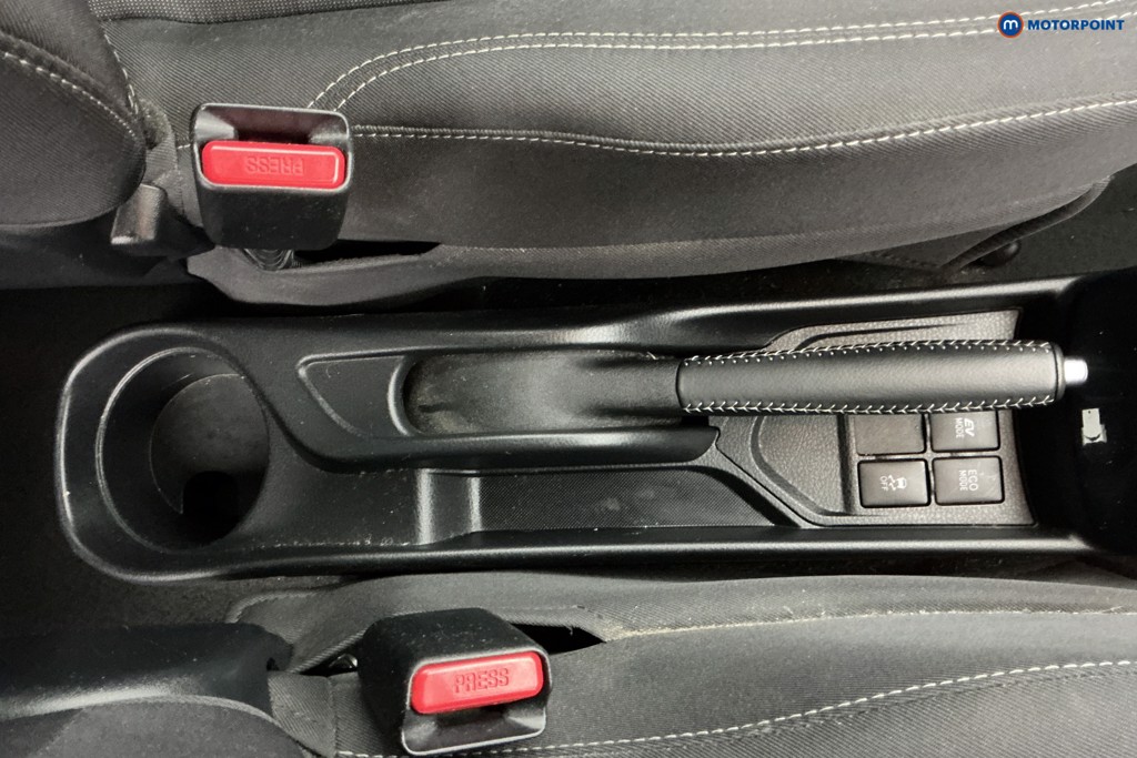 Used Toyota Yaris 2017 for sale - 77171190: Photo 27