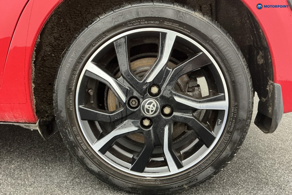 Used Toyota Yaris 2017 for sale - 77171190: Photo 51