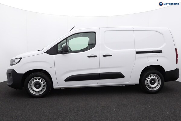 Used Vauxhall Combo 2025 for sale - 76127743: Photo 4