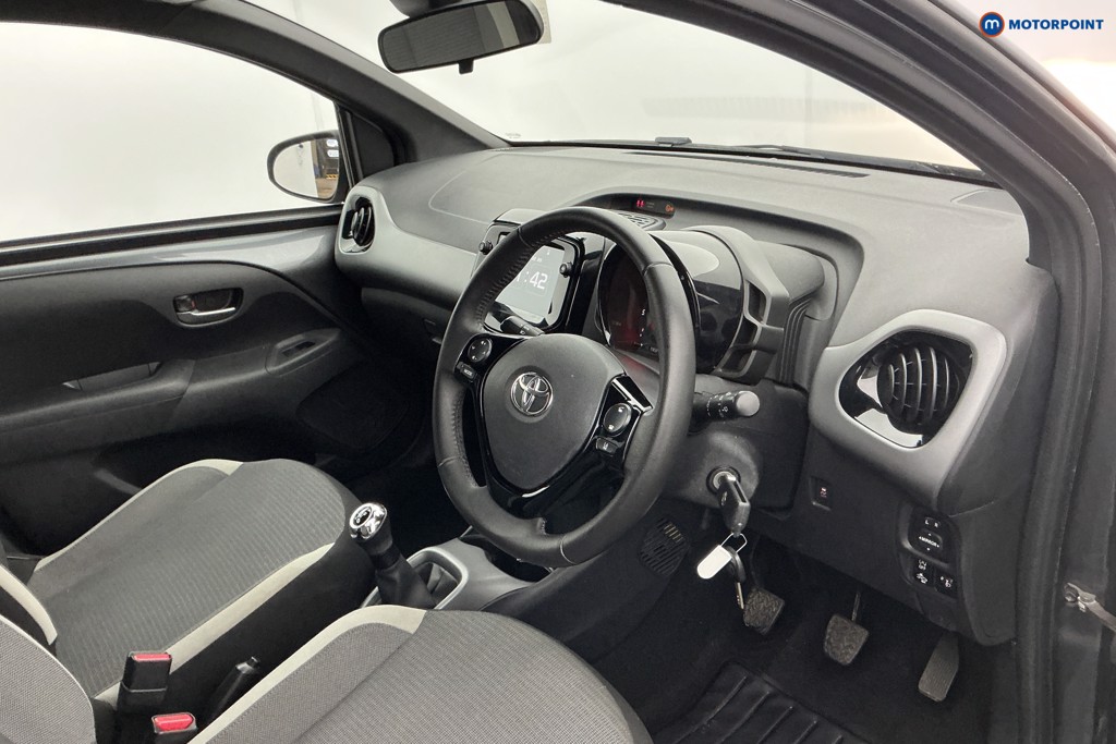 Used Toyota AYGO 2021 for sale - 77691897: Photo 18