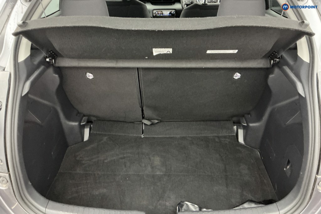 Used Toyota Yaris 2021 for sale - 76344950: Photo 11