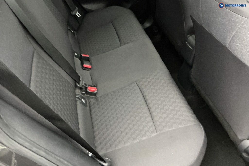 Used Toyota Yaris 2021 for sale - 76344950: Photo 12