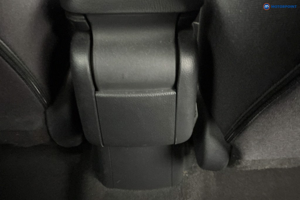 Used Toyota Yaris 2021 for sale - 76344950: Photo 18