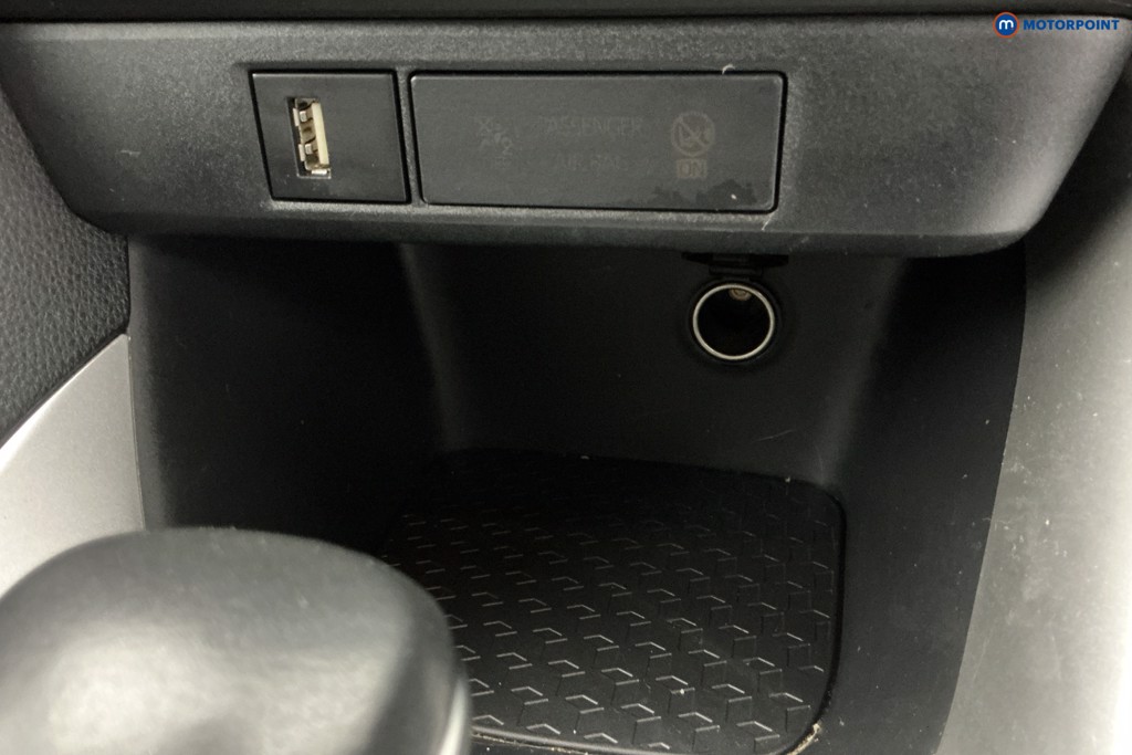 Used Toyota Yaris 2021 for sale - 76344950: Photo 24