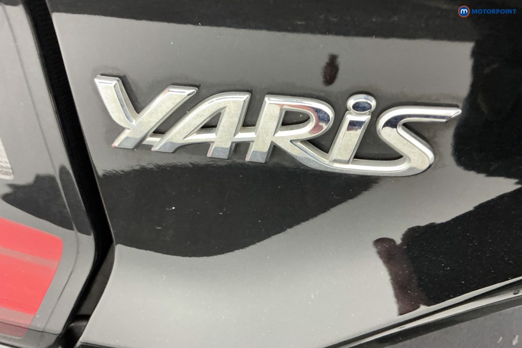 Used Toyota Yaris 2021 for sale - 76344950: Photo 41