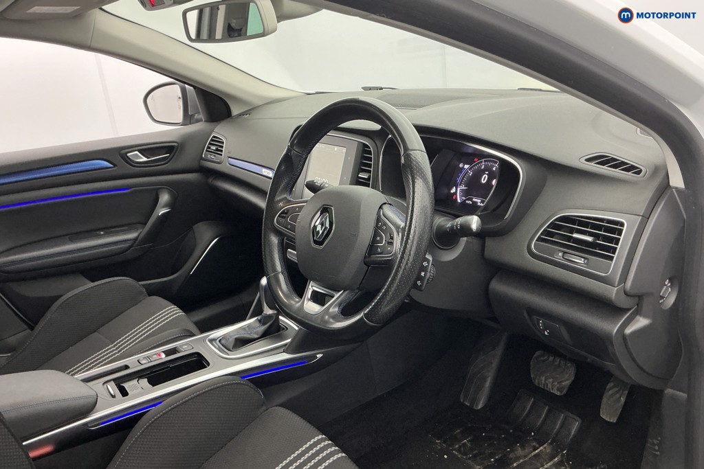 Used Renault Megane 2020 for sale - 77935296: Photo 17