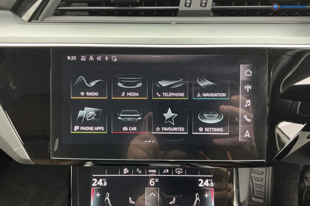 Used Audi e-tron 2020 for sale - 76352752: Photo 10