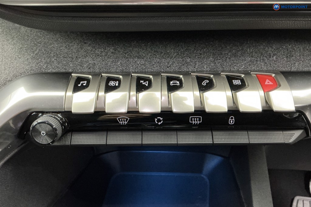 Used Peugeot 3008 2017 for sale - 76946199: Photo 26