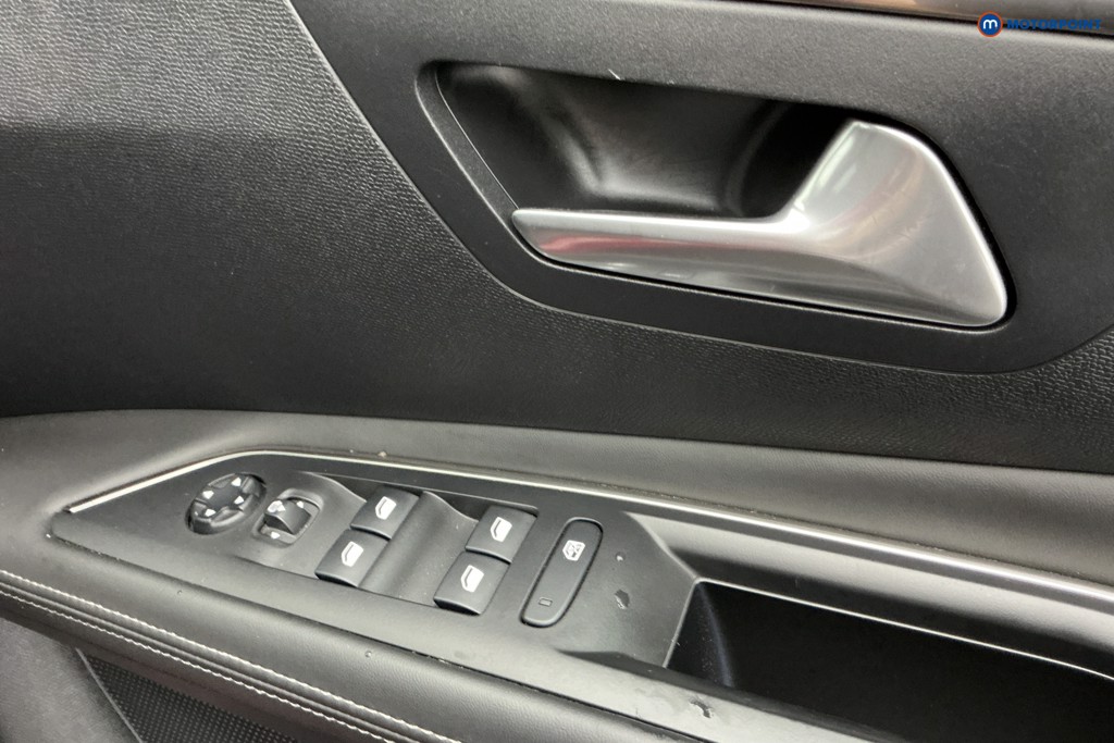 Used Peugeot 3008 2017 for sale - 76946199: Photo 31