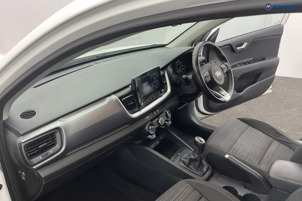 Used Kia Stonic 2021 for sale - 77741180: Photo 18