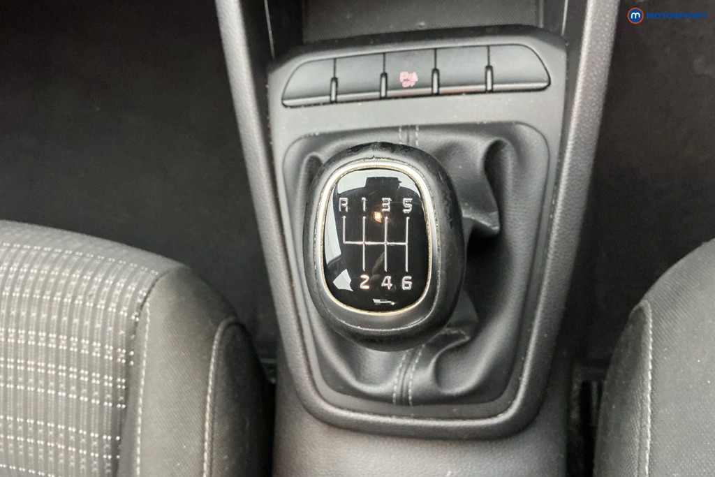 Used Kia Stonic 2021 for sale - 77741180: Photo 26