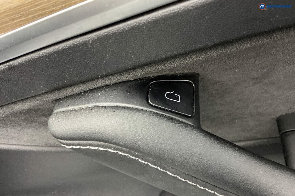 Used Tesla Model 3 2022 for sale - 77582339: Photo 32