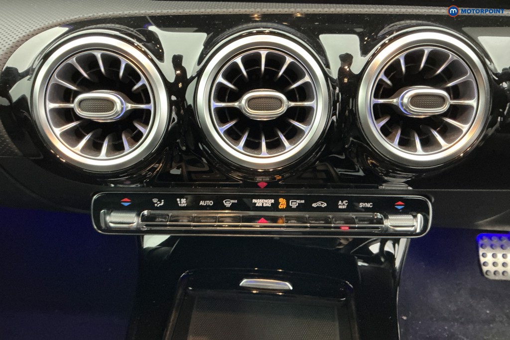 Used Mercedes-Benz A-Class 2019 for sale - 76949370: Photo 25