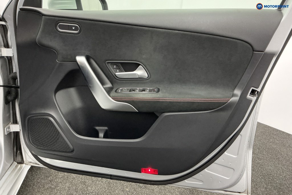 Used Mercedes-Benz A-Class 2019 for sale - 76949370: Photo 31