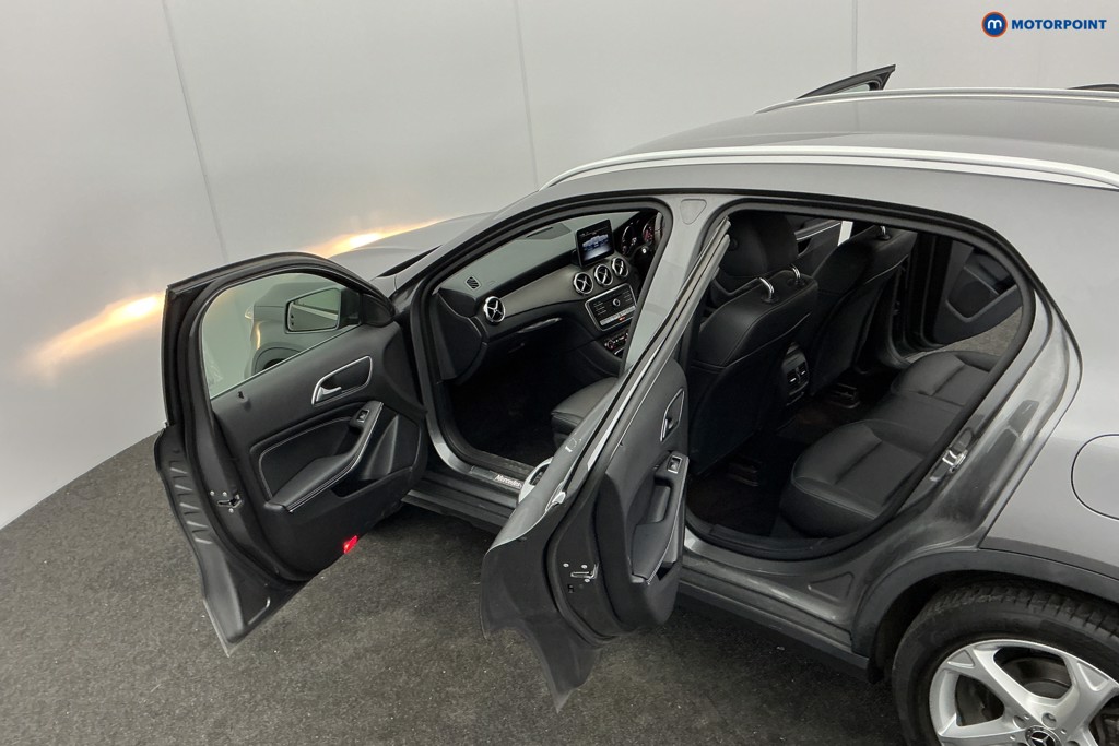 Used Mercedes-Benz GLA 2019 for sale - 77234210: Photo 13