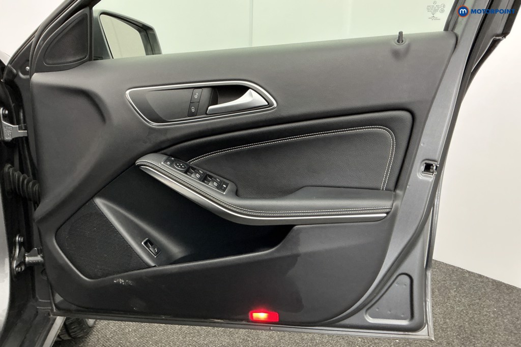 Used Mercedes-Benz GLA 2019 for sale - 77234210: Photo 34