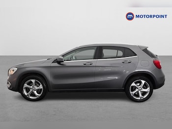 Used Mercedes-Benz GLA 2019 for sale - 77234210: Photo