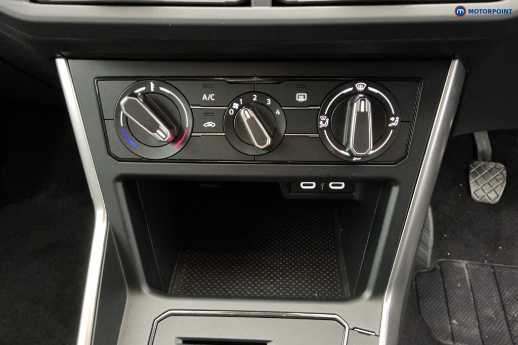 Used Volkswagen Polo 2024 for sale - 77593009: Photo 28