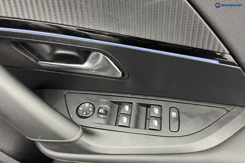 Used Peugeot 2008 2024 for sale - 77888908: Photo 35