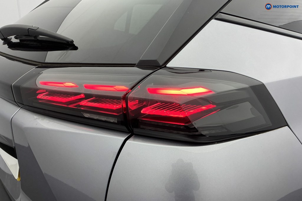 Used Peugeot 2008 2024 for sale - 77888908: Photo 40